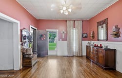 1314 S Maple Street, Carthage, MO 64836