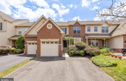43621 DUNHILL CUP Square, ASHBURN, VA 20147