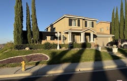 2409 Foxglove Ct, Palmdale, CA 93551