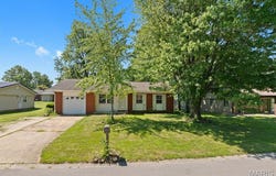 630 Cypress Lane, Sparta, IL 62286