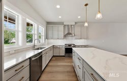 142 N Edgewood Ln, Eagle, ID 83616