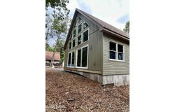 187 Deer Trail Drive, Hawley, PA 18428