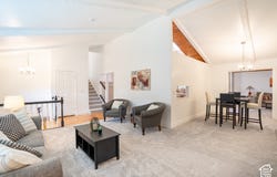 2407 E HUNTS END Dr, Sandy, UT 84092