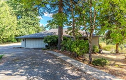 10900 SE 258TH Pl, Damascus, OR 97089