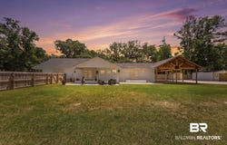 6447 Bemis Ln, Foley, AL 36535