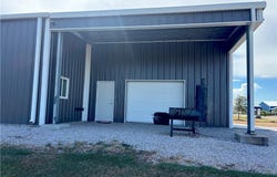 911 Bill Tindall Avenue, Seadrift, TX 77983
