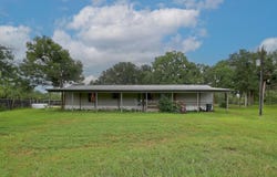 288 The Forest Rd, Dale, TX 78616