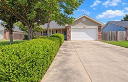 1905 S E Street, Rogers, AR 72758