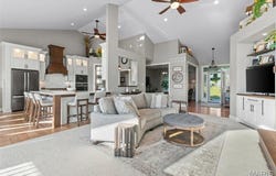456 Cardinal Meadows Dr, Washington, MO 63090