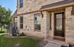 2105 Town Centre Dr, Round Rock, TX 78664