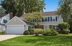 43 Dunham Place, St. Charles, IL 60174