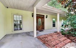 38 Oak Allee, Picayune, MS 39466