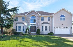 3414 Manchester Road, Wantagh, NY 11793