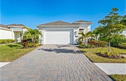 2152 Falls Manor, Vero Beach, FL 32967