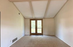 2022 River Road, Windom, MN 56101