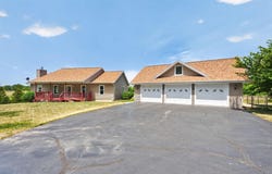 6880 E CHERRY HILL Road, RIDOTT, IL 61067