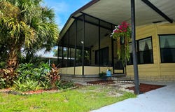 10910 Whispering Oaks Circle, Riverview, FL 33569