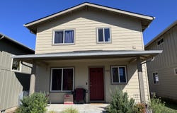 950 ARTHUR Ave, CottageGrove, OR 97424