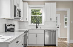 235 W South St, Oconomowoc, WI 53066