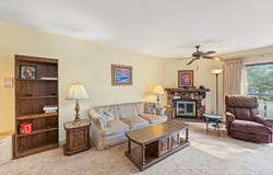 215 Brookston Drive, Schaumburg, IL 60193