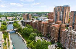 121 W 48th Street, Kansas City, MO 64112