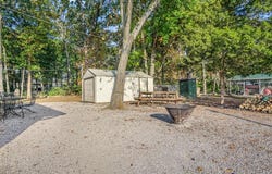 7066 White Swan Lane, Red Bud, IL 62278