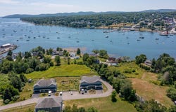 8 Shipmasters Cove Road, Belfast, ME 04915