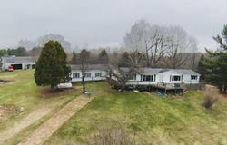 1306 Jack Henry Drive, Charlotte, MI 48813