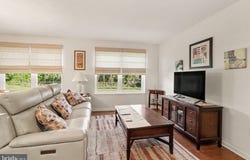 872 WOODRIDGE Drive, MIDDLETOWN, PA 17057
