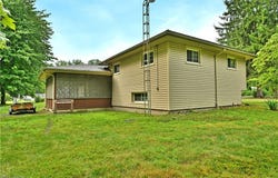 3246 Circle Drive, Cortland, OH 44410
