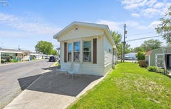 8175 North Shore Boulevard, Marblehead, OH 43440
