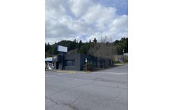48257 E 1st Street, Oakridge, OR 97463