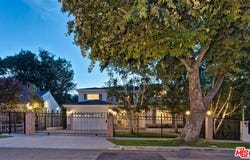 4135 Nagle Ave, Los Angeles, CA 91423