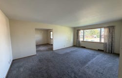 305 Beacon Place, Columbus, NE 68601