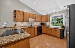 17 Birch Dr, Vernon Twp., NJ 07422-1326