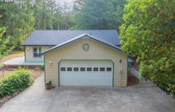 87444 WHISTLING Ln, Bandon, OR 97411