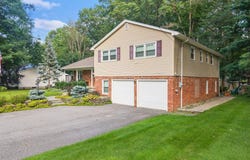 113 Mohawk Drive, Schenectady, NY 12303
