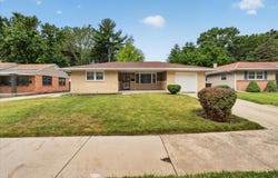 404 Fairview Boulevard, ROCKFORD, IL 61107