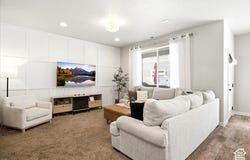288 S 600 W, Centerville, UT 84014