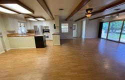 6212 Bel Aire Way, Bakersfield, CA 93309