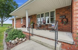 511 N Grove Street, Colfax, IL 61728