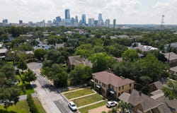 1703 Summit Vw, Austin, TX 78703
