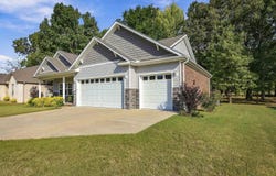 124 HAYDEN DR, Beebe, AR 72012