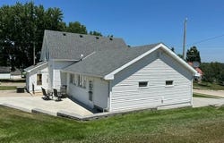 126 N 6th St, Howells, NE 68641