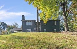 4822 Cherokee Hills Dr, Salem, VA 24153