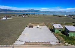 15 Berry Lane, Townsend, MT 59644