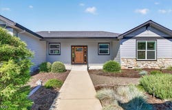 367 Avalon Terrace, Eagle Point, OR 97524