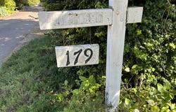 179 OUTER Dr, Florence, OR 97439