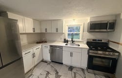 33 Johnson St, Westport, MA 02790