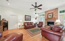 2134 Rs County Road 1402, Point, TX 75472